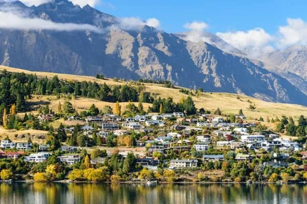 UK mortgages for expats in Queenstown